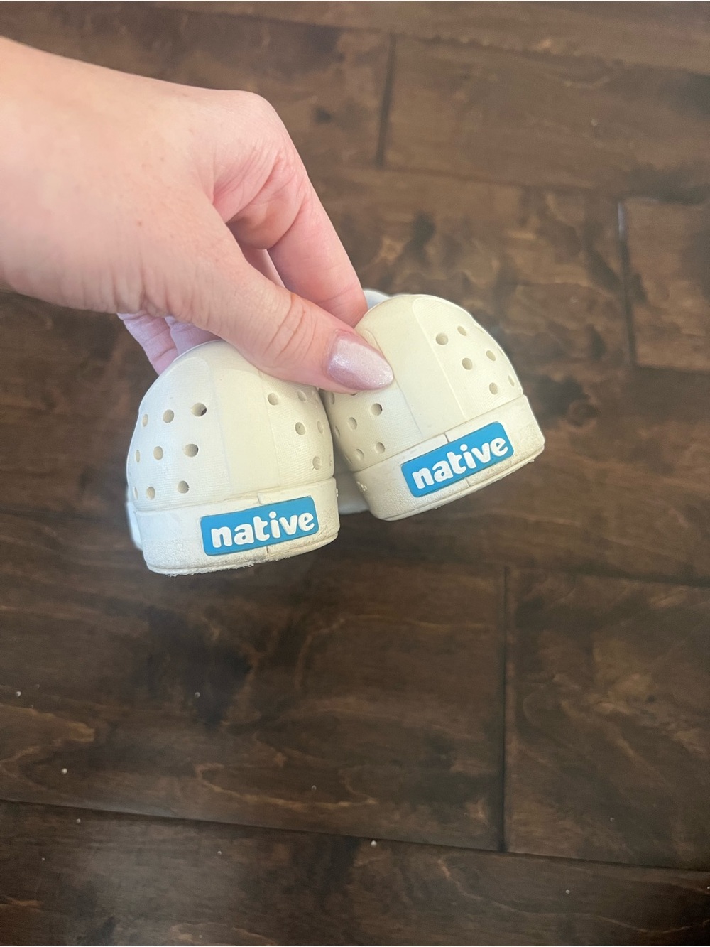 Native Unisex Kids White Slip-On Shoes - Picture 4 of 6